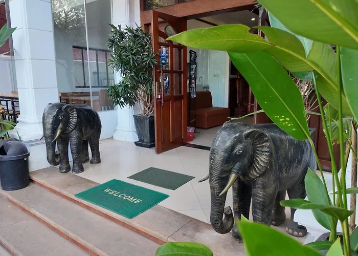 Champey Hotel 3*