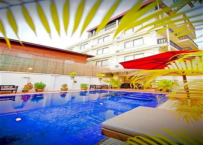 Hotel Champey 3*