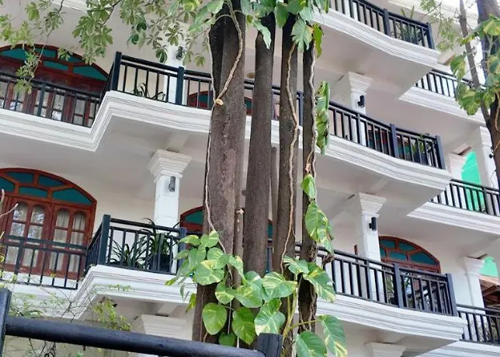 Champey Hotel