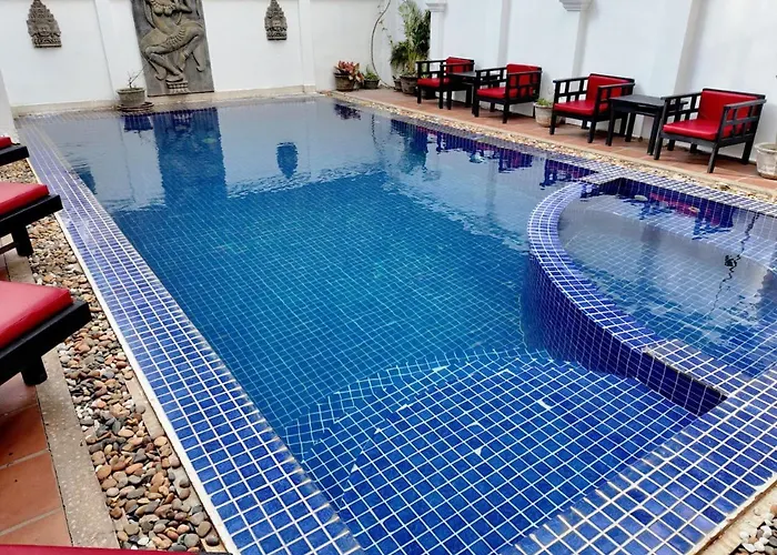Champey Hotel
